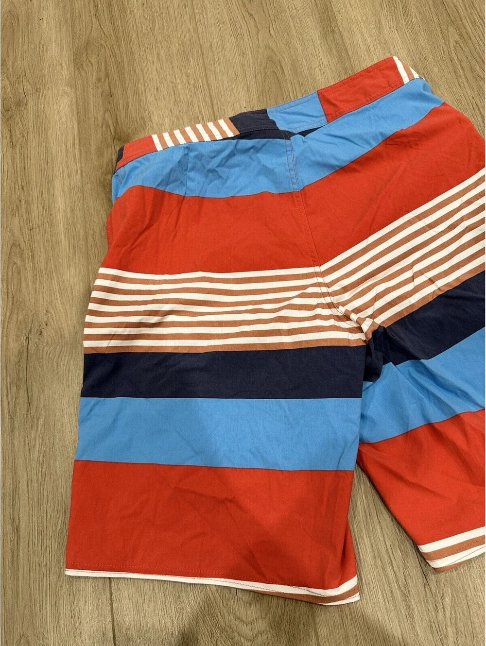 NWT Patagonia • Men's 21’ Wavefarer Boardshorts Swim Trunks • Size 33
